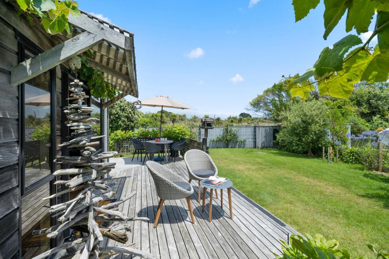 Waimea Cottage - Waikanae Holiday Home Exterior photo